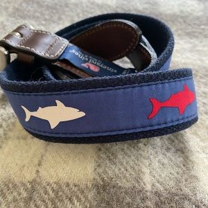 Size 34 vineyard vines belt